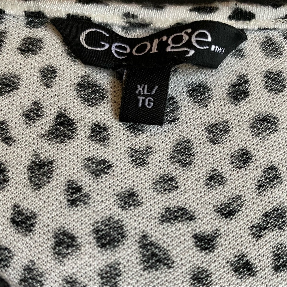 Blouse - Picture 4 of 7